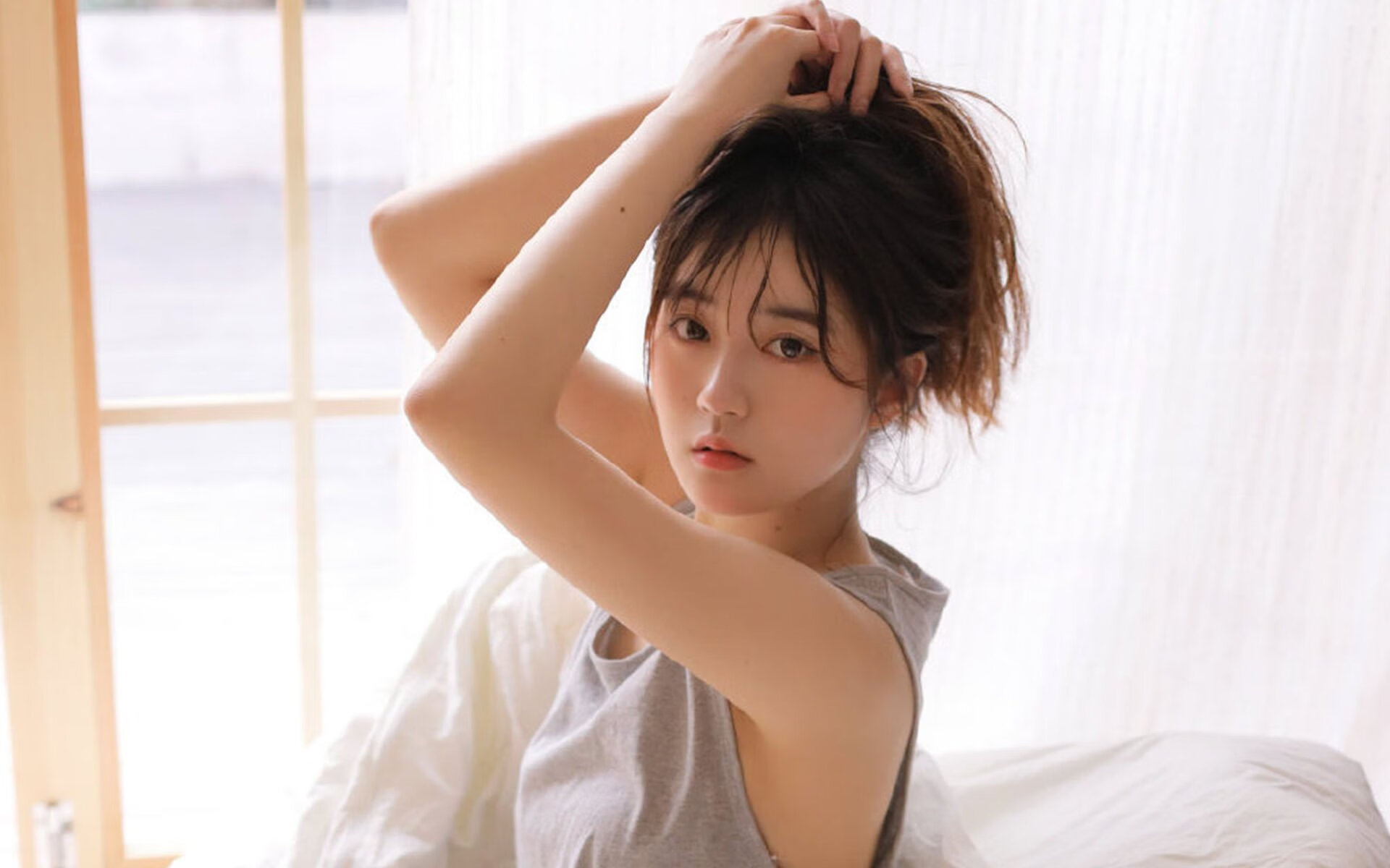 _滑板运动新星崛起：极限技巧令人惊叹_，滑板新招式