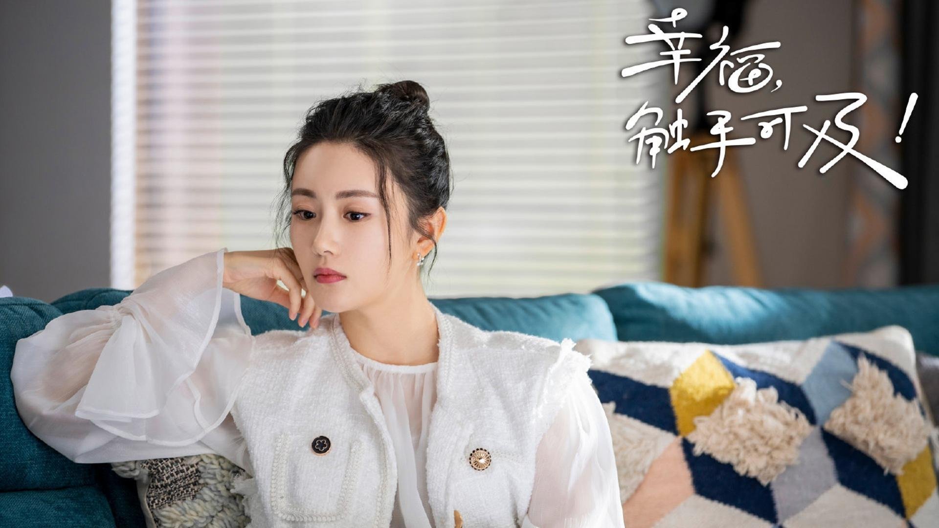 哥伦比亚女足在巴黎奥运会上展现出强大的团队协作能力，哥伦比亚男足主帅